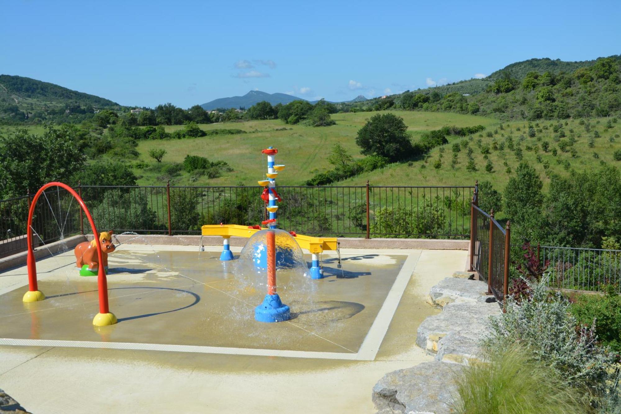 מלון לאגורס Domaine De Chadeyron מראה חיצוני תמונה